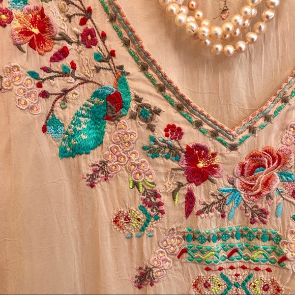 JOHNNY WAS * NWOT Shell Pink Emboidered Peacock Cupra Tunic Top - Picture 3 of 4